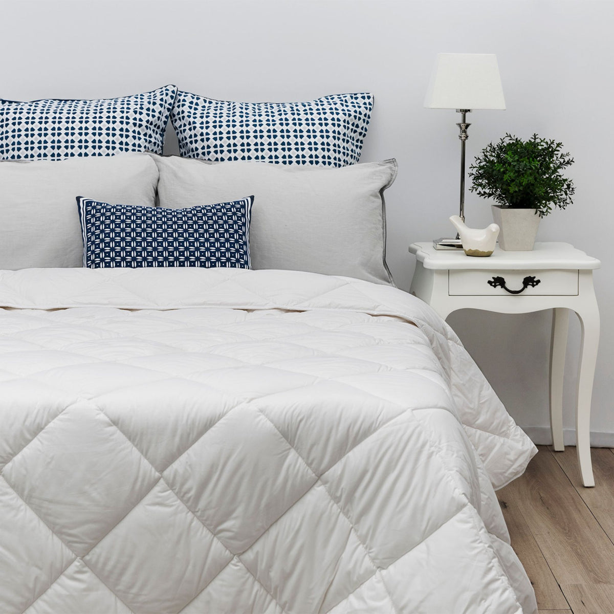 Signature Collection Australian Washable Wool Quilt - All Seasons