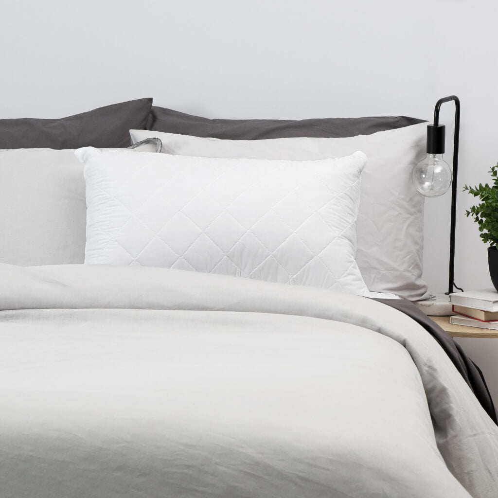 Classic Comfort Cool Dry Pillow Protector