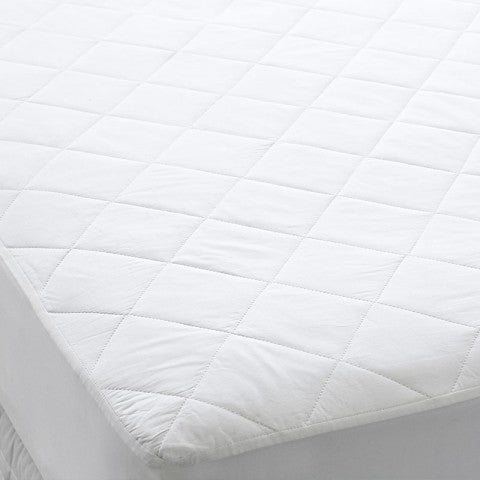 Gainsborough Bamboo Quilted Mattress Protector - Tontine