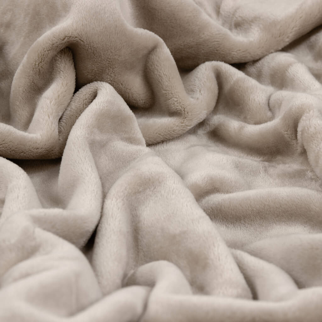 Ardor Boudoir Lucia Luxury Plush Velvet Blanket
