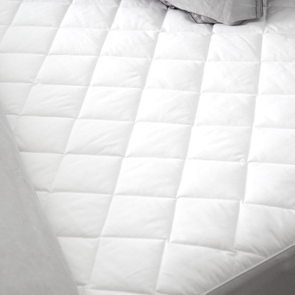 Classic Comfort Cool Dry Mattress Protector