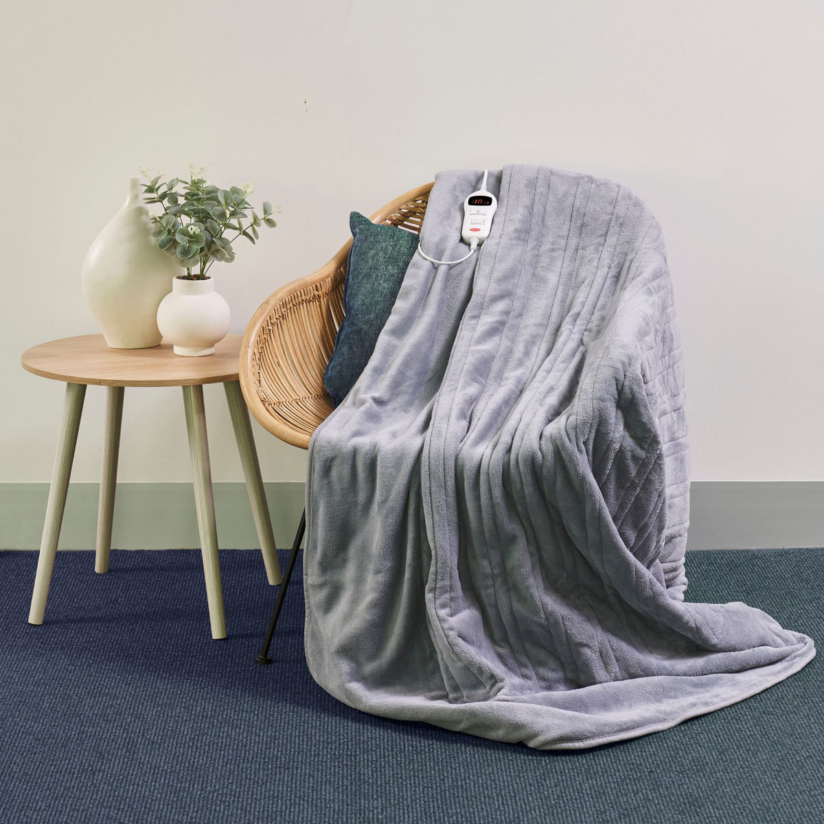 Extra Large Coral Fleece Heated Throw